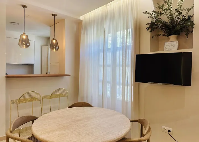 Urbe10 Pries Apartamento